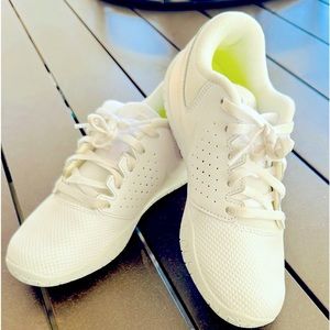 Nike Kids Sideline IV Cheerleading Shoes